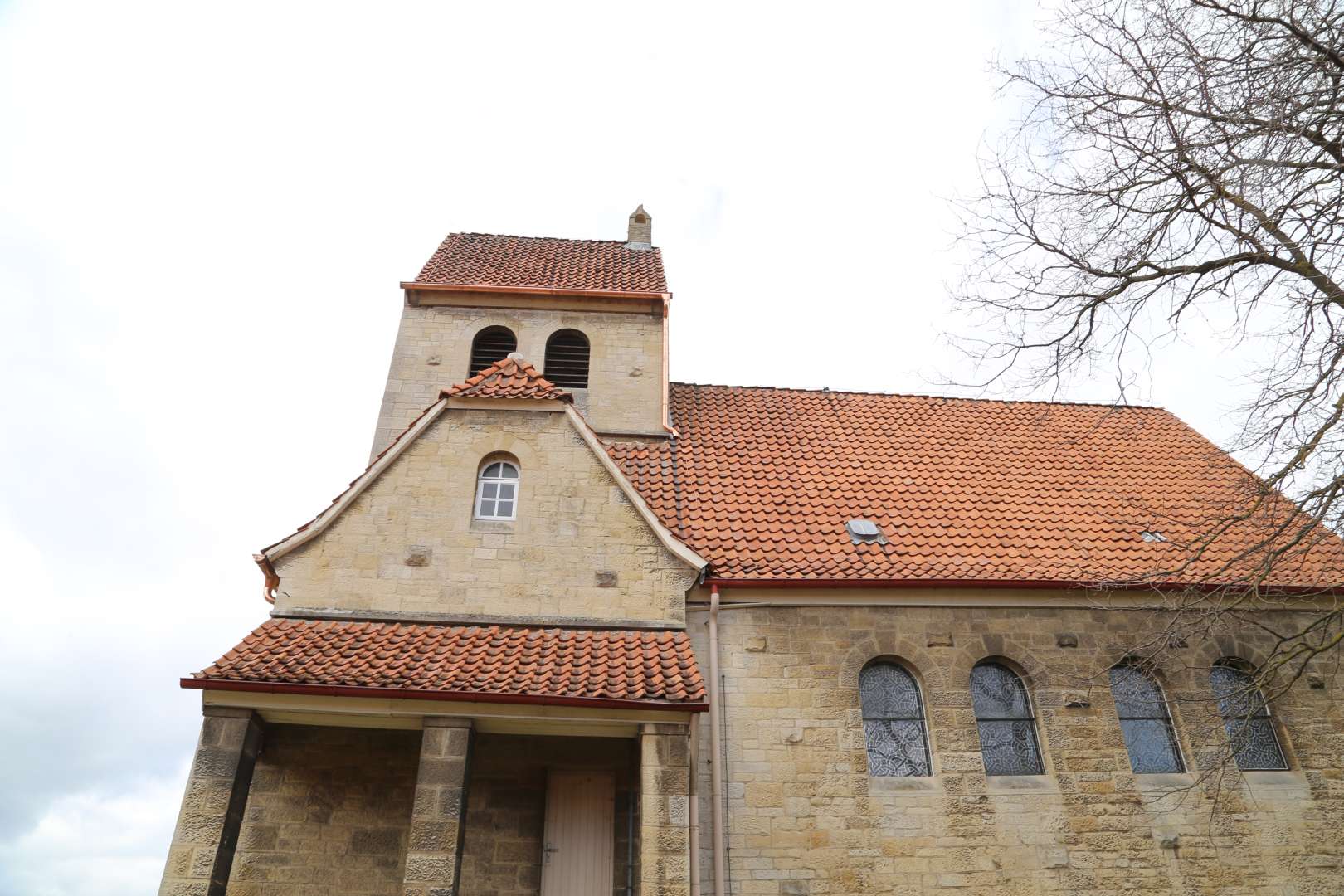 Erneuerung der Dachentwässerung der St. Franziskuskirche