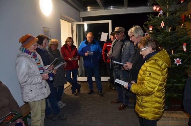 7. Türchen des "Lebendigen Adventskalenders" beim TSV Coppengrave in der Begegnungsstätte