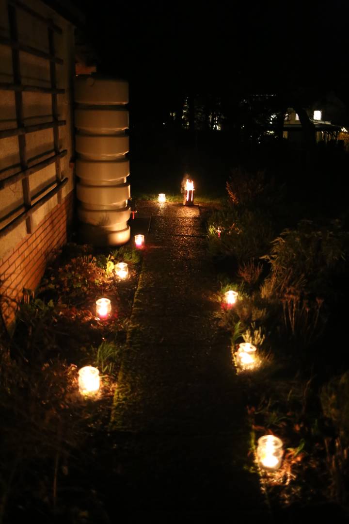 16. Türchen des "Lebendigen Adventskalenders" bei Familie Huwald in Duingen