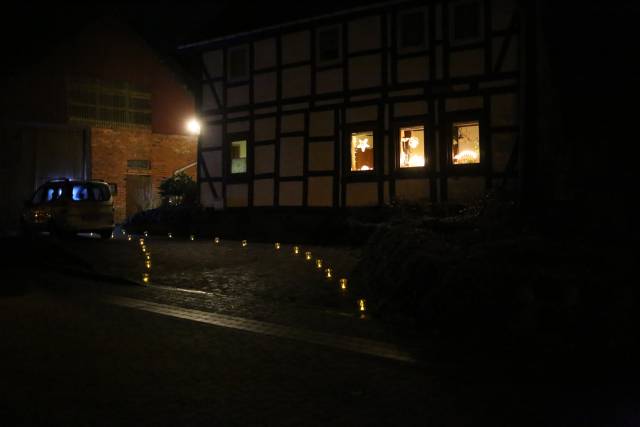 19. Türchen des "Lebendigen Adventskalenders" bei Familie Woscholski in Coppengrave