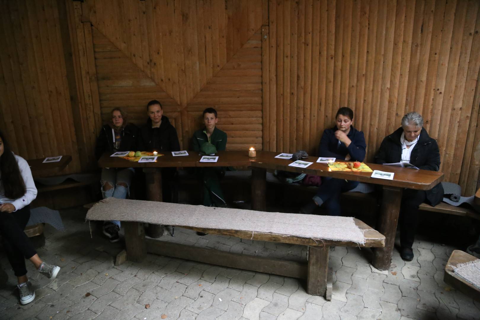 Begrüßungsgottesdienst der neuen Konfirmanden an der Köhlerhütte