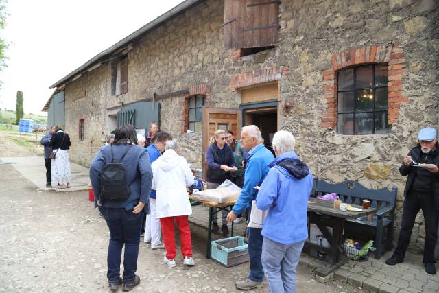 Ökumenisches Erntedankfest in der Reithalle in Coppengrave