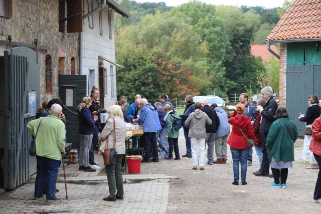 Ökumenisches Erntedankfest in der Reithalle in Coppengrave