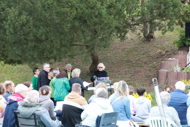 Open-Air Gottesdienst im Hilsbad