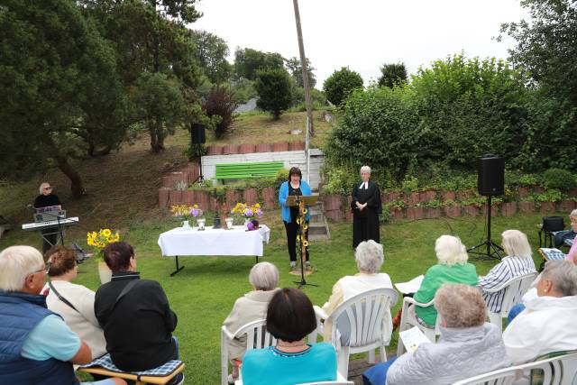 Open-Air Gottesdienst im Hilsbad
