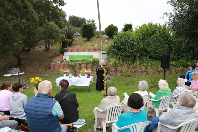 Open-Air Gottesdienst im Hilsbad