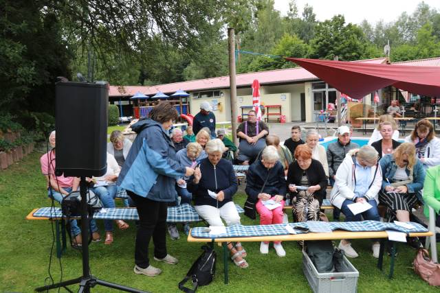 Open-Air Gottesdienst im Hilsbad