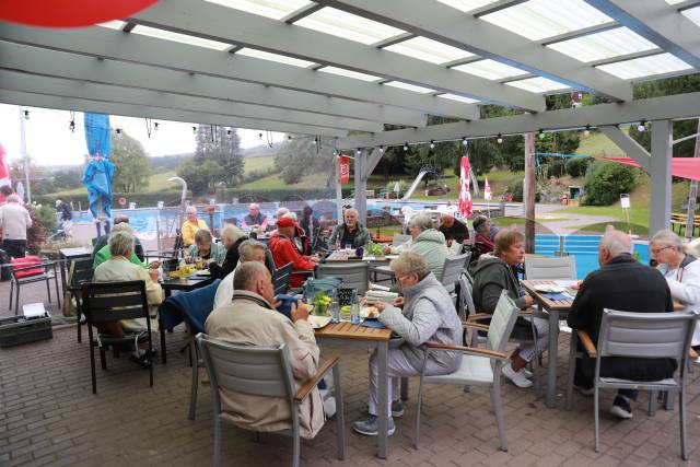 Open-Air Gottesdienst im Hilsbad