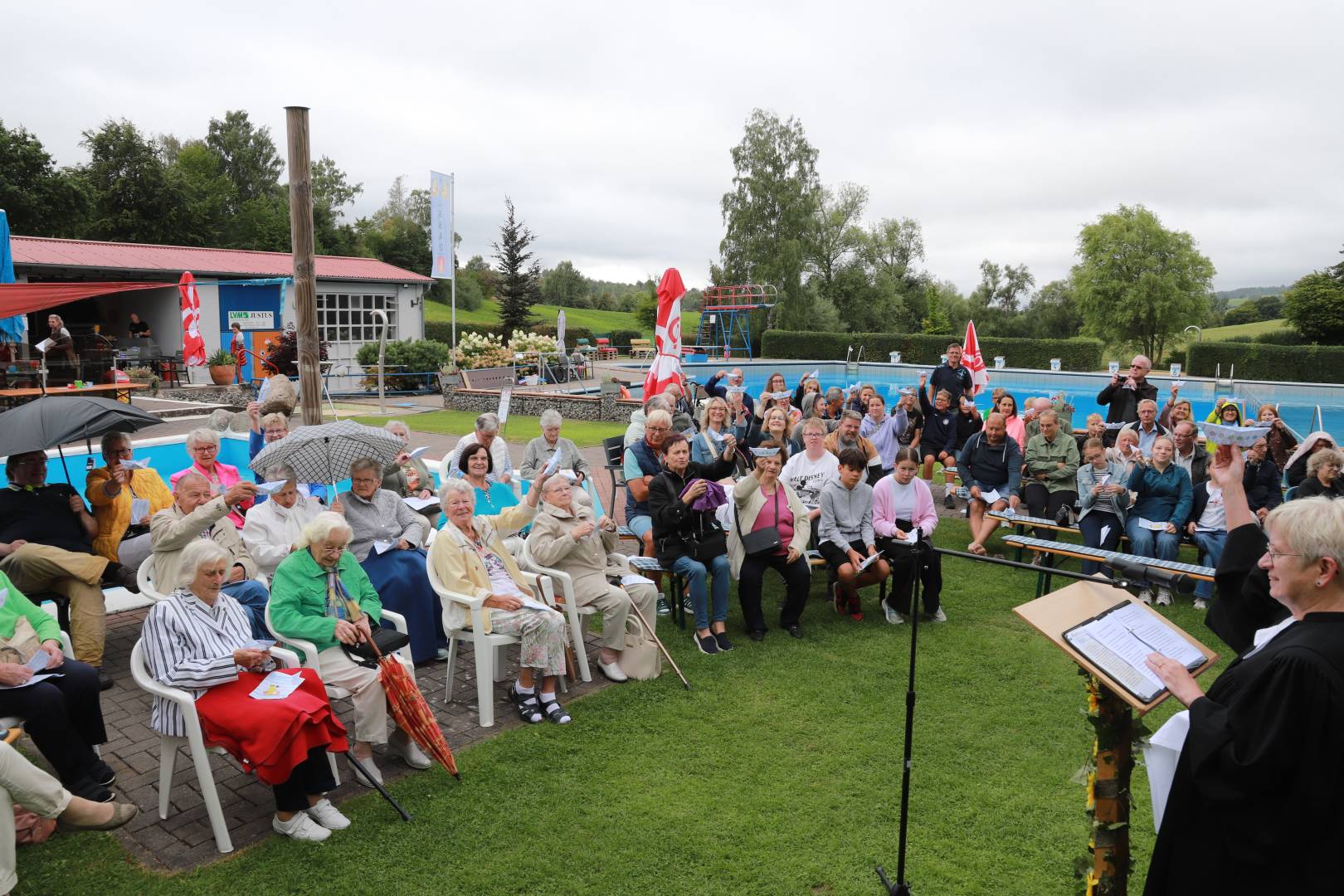 Open-Air Gottesdienst im Hilsbad