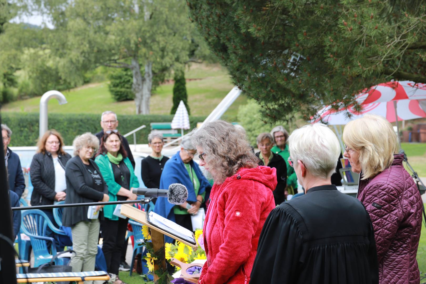 Open-Air Gottesdienst im Hilsbad