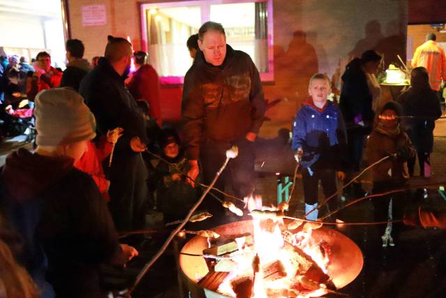 Martinsandacht mit Laternenumzug