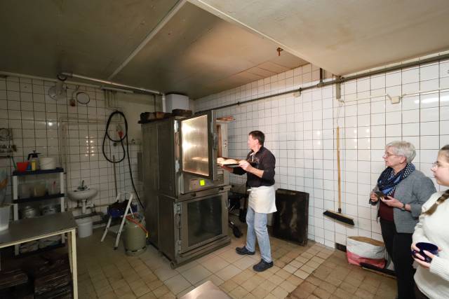 Unsere Konfirmanden backen Brot