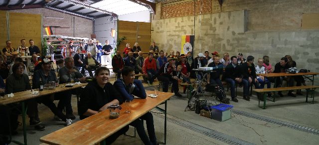 Public Viewing in Weenzen