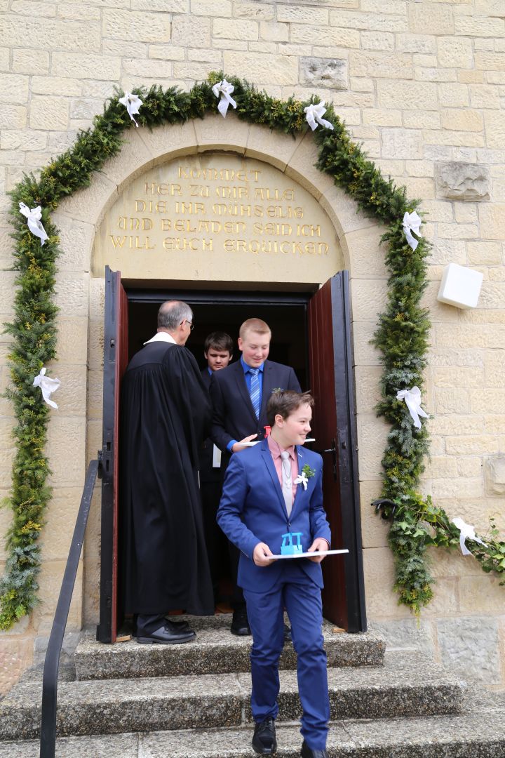 Konfirmation in der St. Franziskuskirche zu Coppengrave