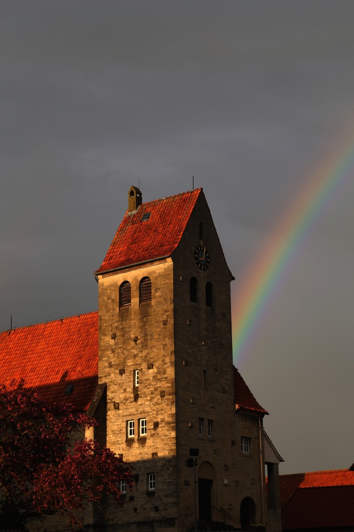 Regenbogen über der St. Franziskuskirche