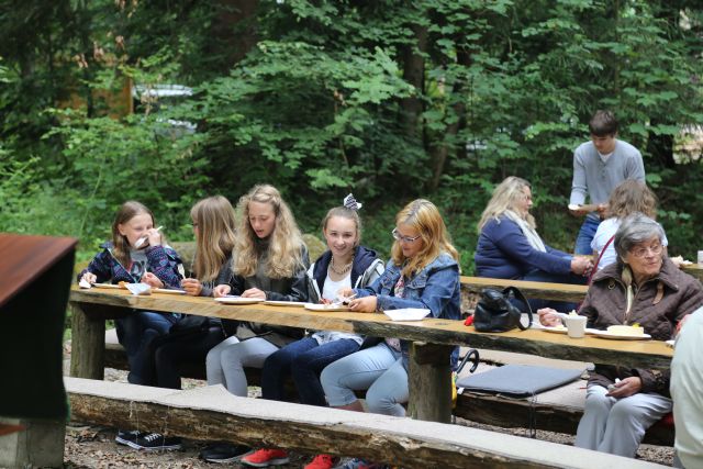 Freiluftgottesdienst an der Köhlerhütte