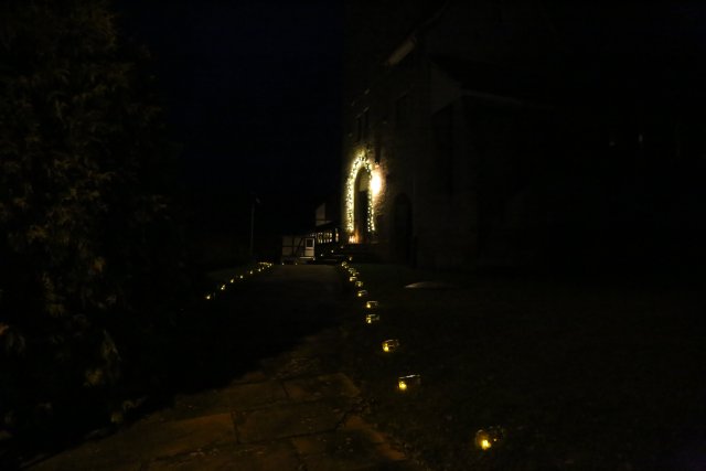 Lichtergottesdienst zum 1. Advent in der St. Franziskuskirche