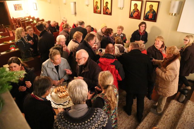 Lichtergottesdienst zum 1. Advent in der St. Franziskuskirche