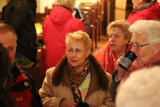 Lichtergottesdienst zum 1. Advent in der St. Franziskuskirche