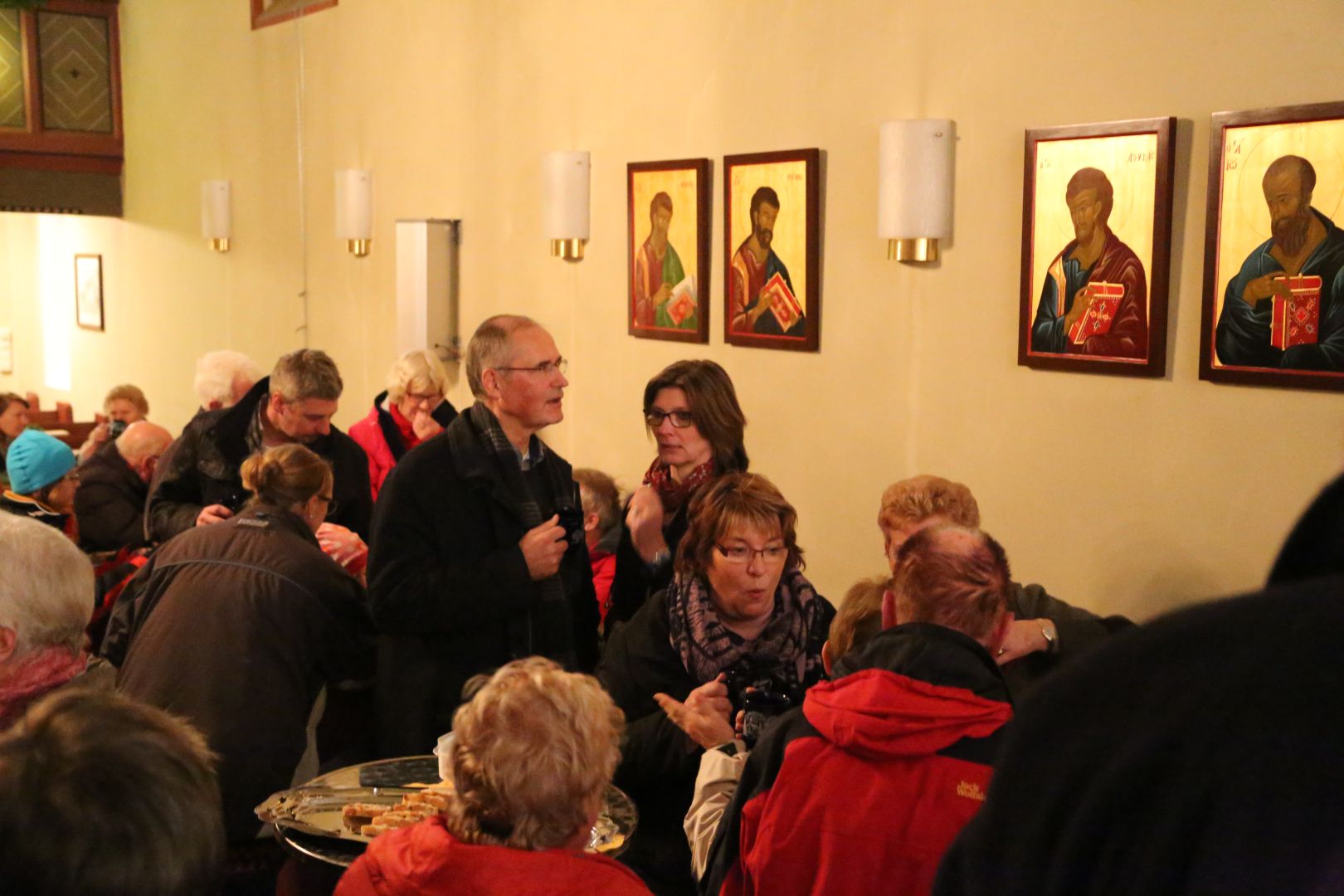 Lichtergottesdienst zum 1. Advent in der St. Franziskuskirche