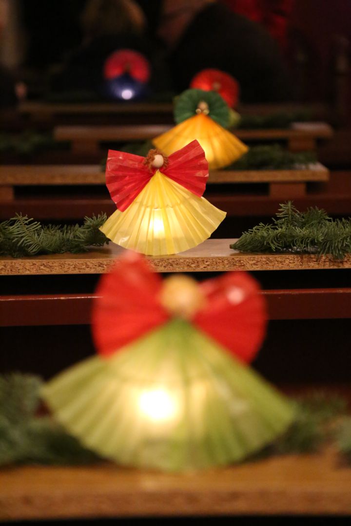 Lichtergottesdienst zum 1. Advent in der St. Franziskuskirche