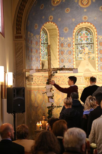 Beichtgottesdienst zur Konfirmation in der St. Franziskuskirche