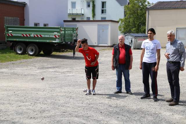 Team "Kirche" nimmt am Boule-Tunier teil