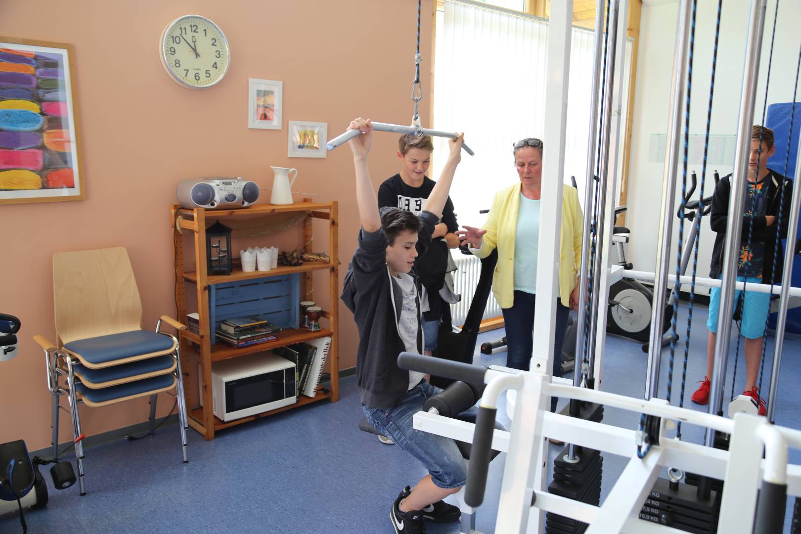 Konfirmanden besuchen die Lobetalarbeit e.V. in Altencelle