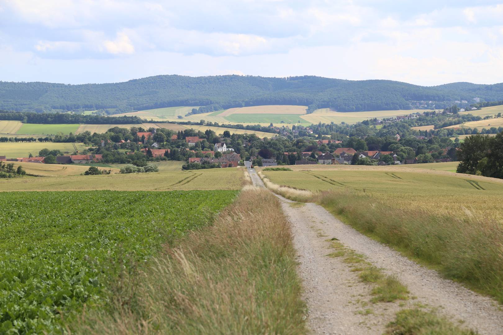 Taufengelwanderung mit Superintendentin Katharina Henking von Lechstedt nach Heinde