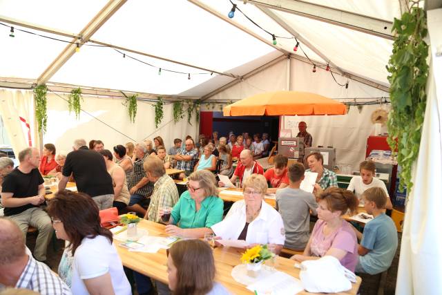 Gottesdienst zum Abschluss des Dorffestes in Fölziehausen.