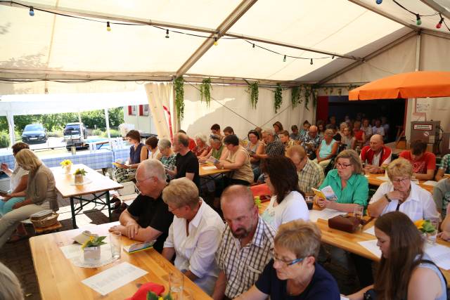 Gottesdienst zum Abschluss des Dorffestes in Fölziehausen.