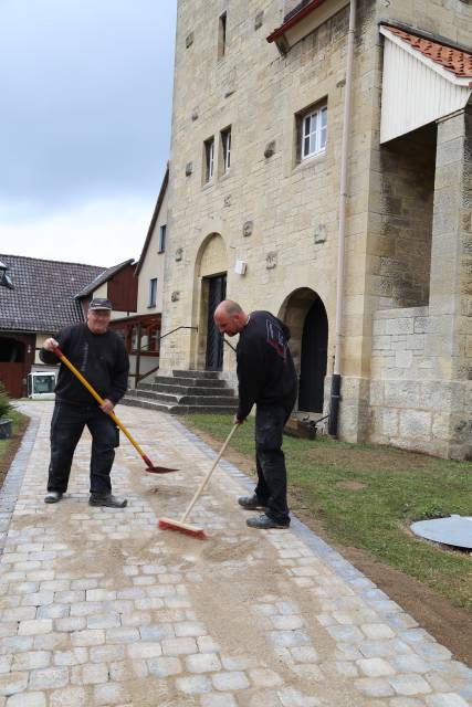 Zuwegung zur St. Franziskuskirche fertiggestellt