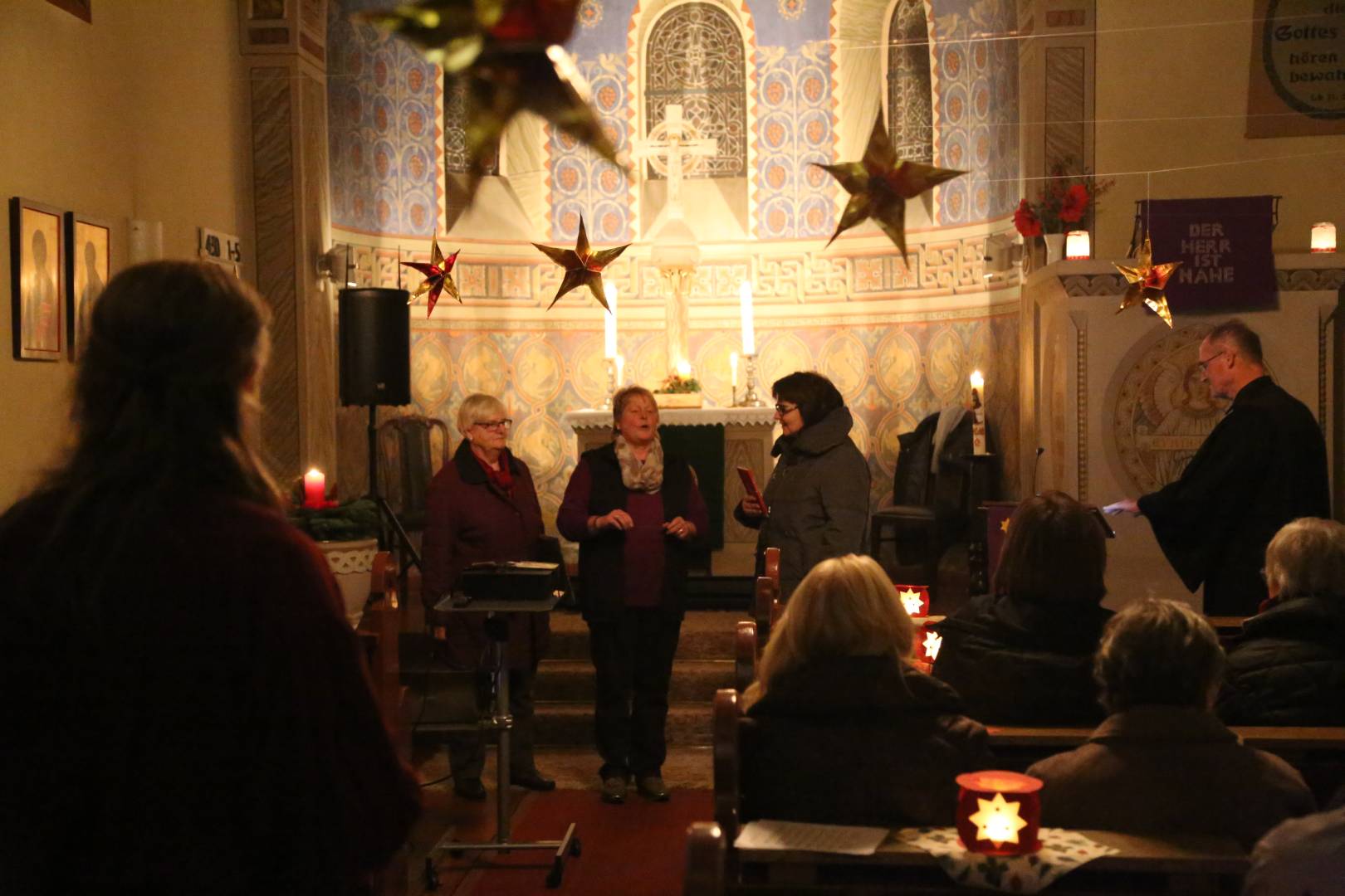 Lichtergottesdienst in der St. Franziskuskirche mit Start Lutheraktion: "Handschriftliche Bibel"