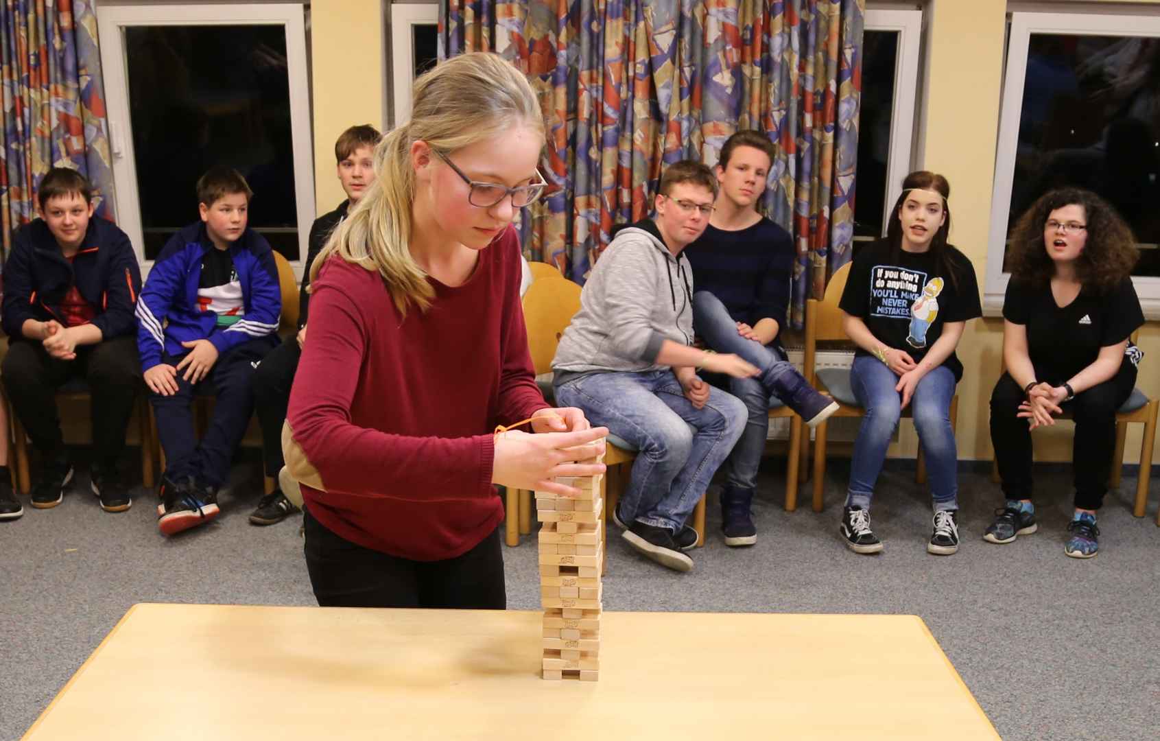 Vorbereitung des Vorstellungsgottesdienst der Konfirmanden in Krelingen