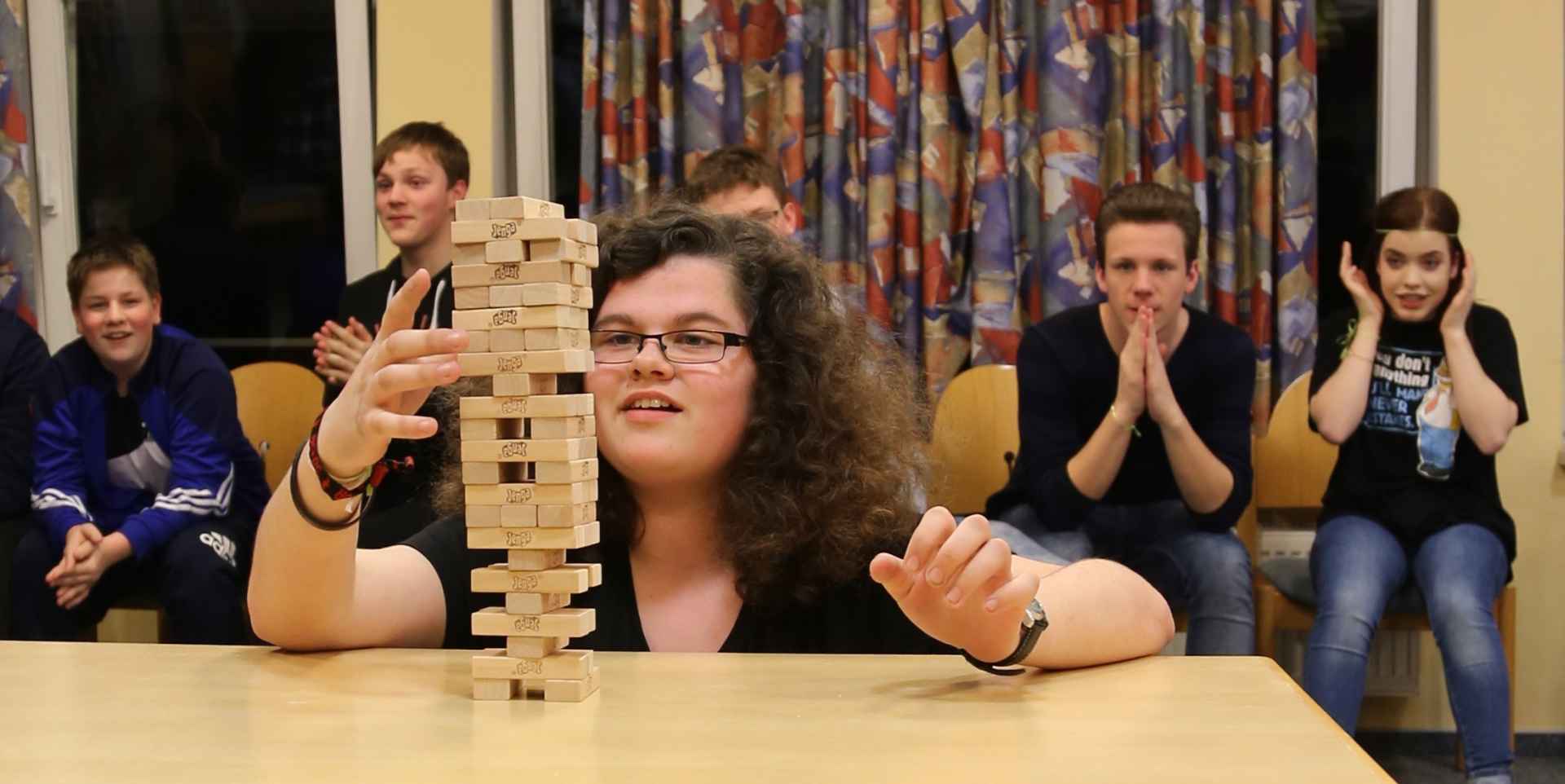 Vorbereitung des Vorstellungsgottesdienst der Konfirmanden in Krelingen