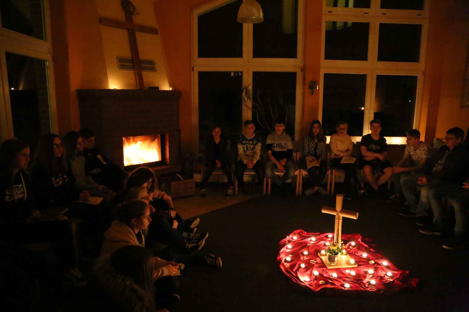 Vorbereitung des Vorstellungsgottesdienst der Konfirmanden in Krelingen