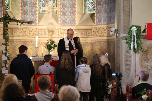 Beichtgottesdienst zur Konfirmation in der St. Franziskuskirche