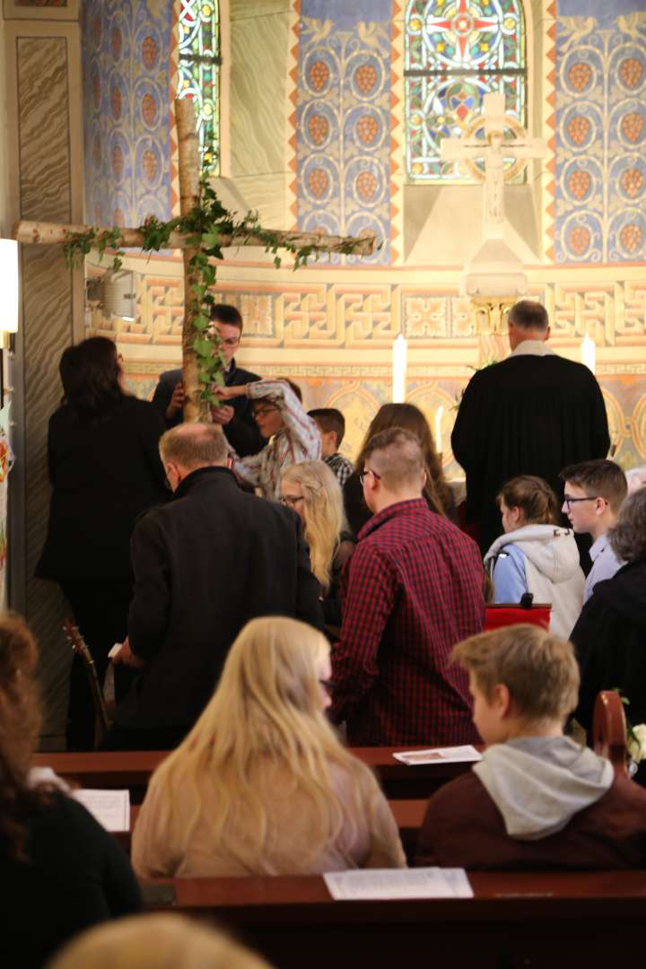 Beichtgottesdienst zur Konfirmation in der St. Franziskuskirche