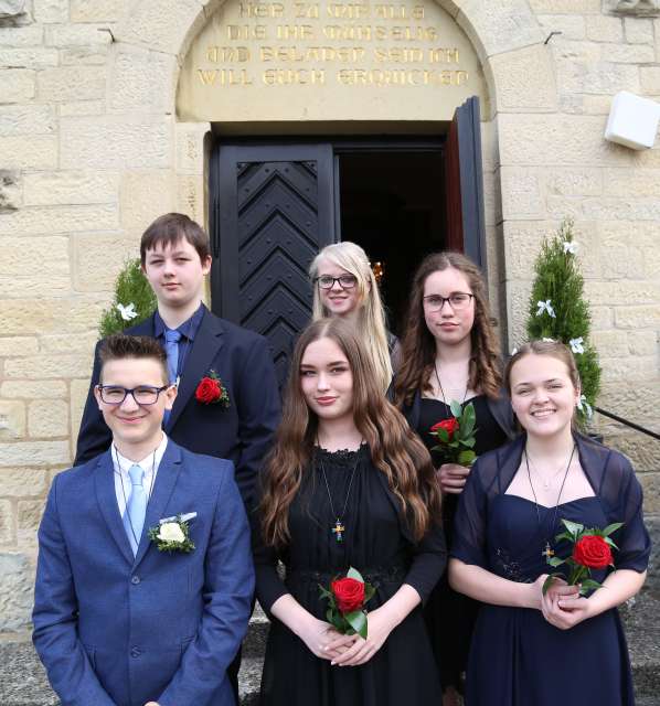 Konfirmation in der St. Franziskuskirche (ausführlich)