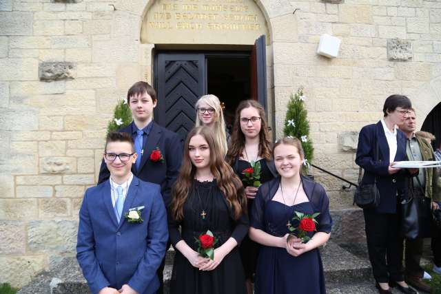 Konfirmation in der St. Franziskuskirche (ausführlich)