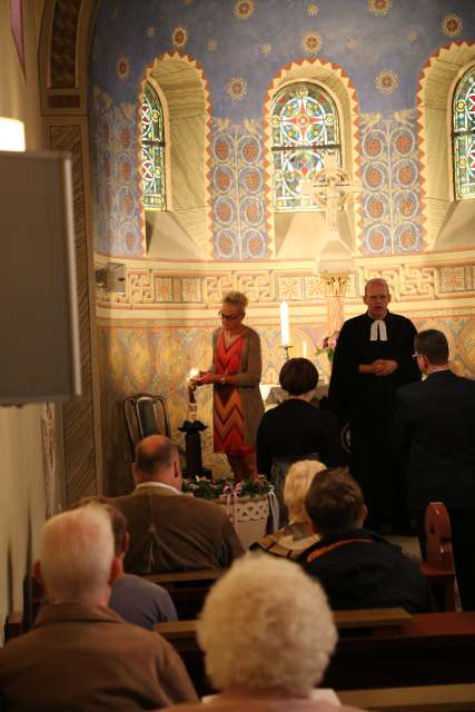 Tauferinnerung mit Taufe von Mia Hauptmann in der Sommerkirche in Coppengrave