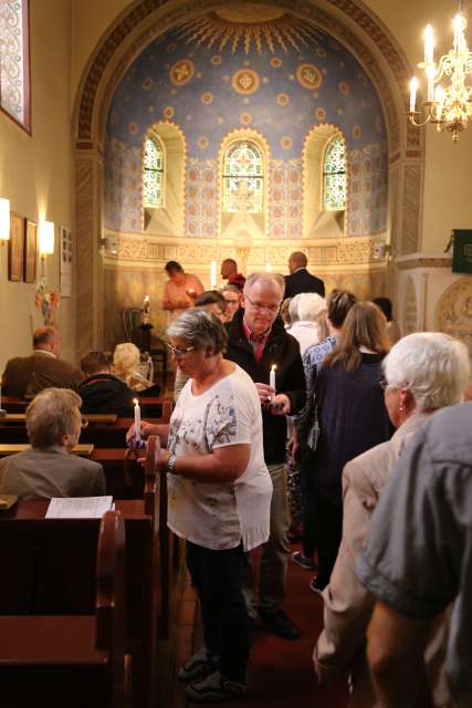 Tauferinnerung mit Taufe von Mia Hauptmann in der Sommerkirche in Coppengrave