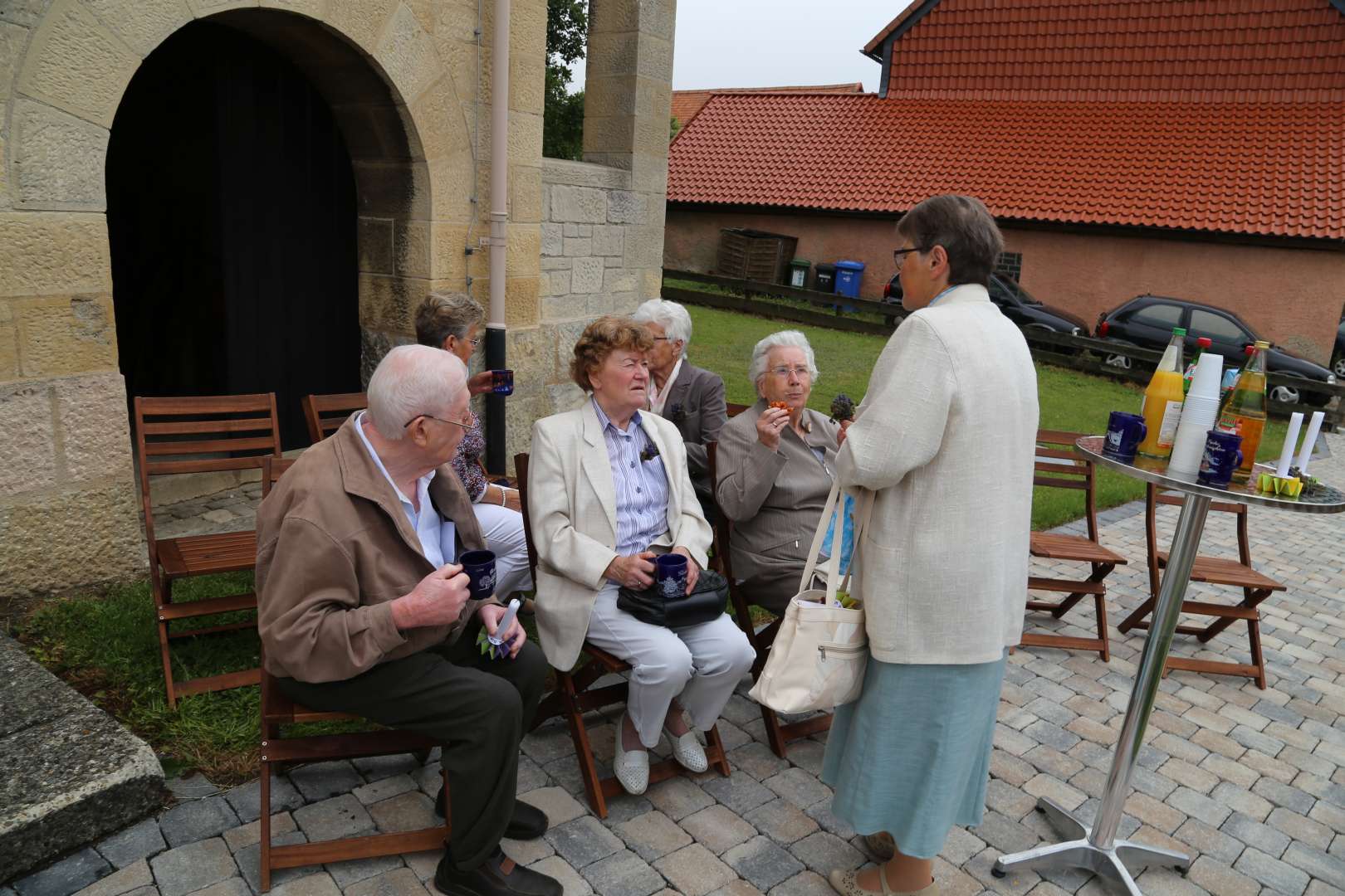 Tauferinnerung mit Taufe von Mia Hauptmann in der Sommerkirche in Coppengrave