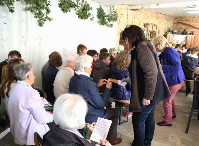 Ökumenisches Erntedankfest in Fölziehausen