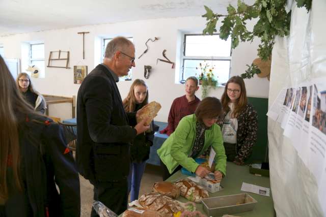 Ökumenisches Erntedankfest in Fölziehausen