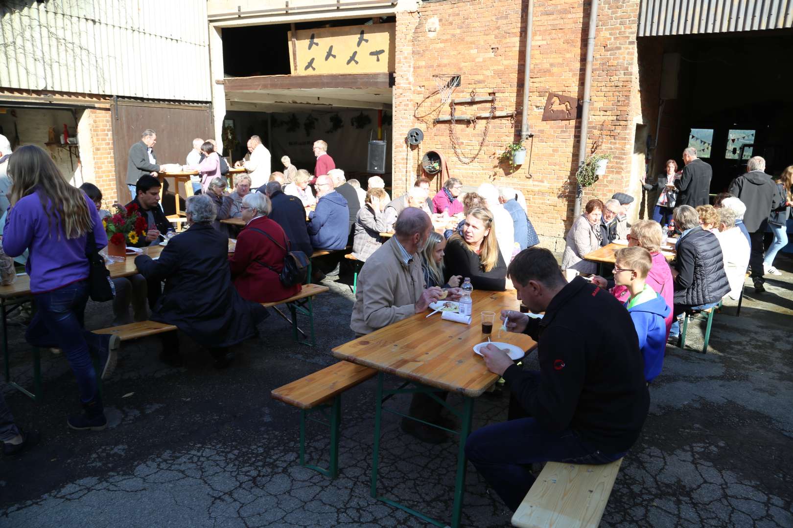 Ökumenisches Erntedankfest in Fölziehausen