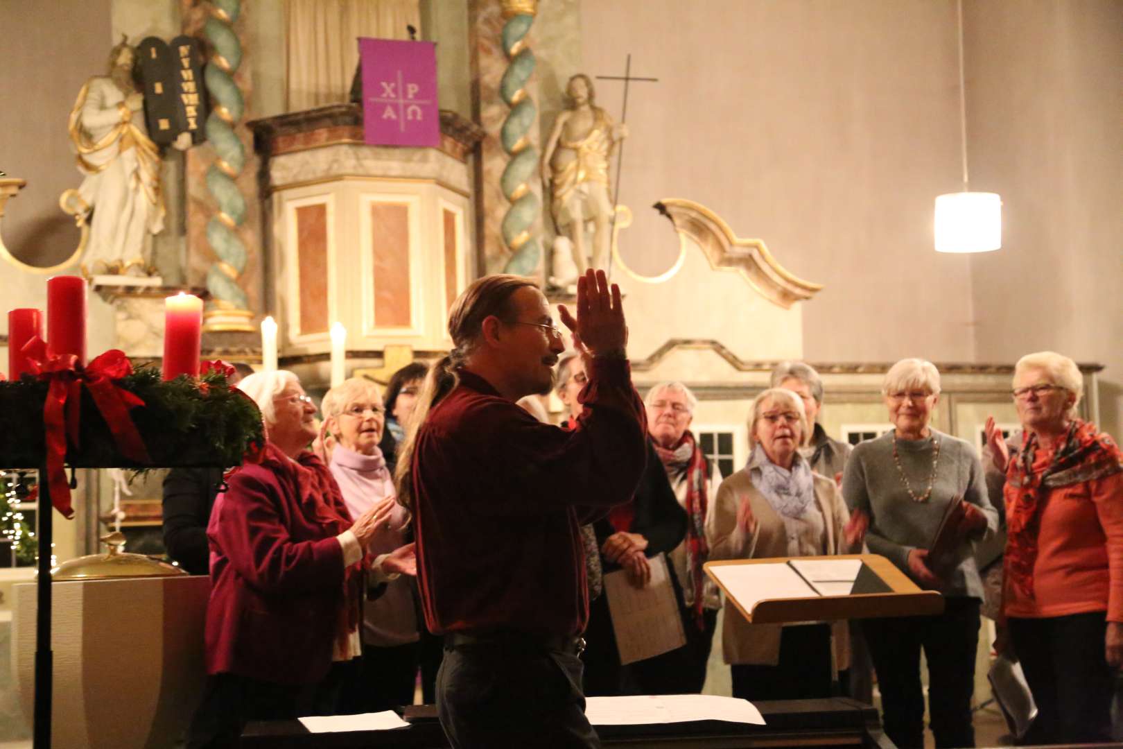 Wort und Gesang mit dem Kirchenchor in der St. Katharinenkirche