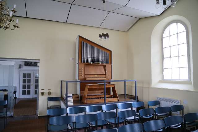 Ehrenamtliche Kirchenvorstände besuchen Kirche in Grave