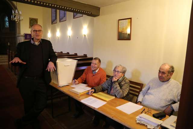 Impressionen von den Kirchenvorstandswahlen in Capellenhagen, Coppengrave, Duingen, Fölziehausen und Weenzen