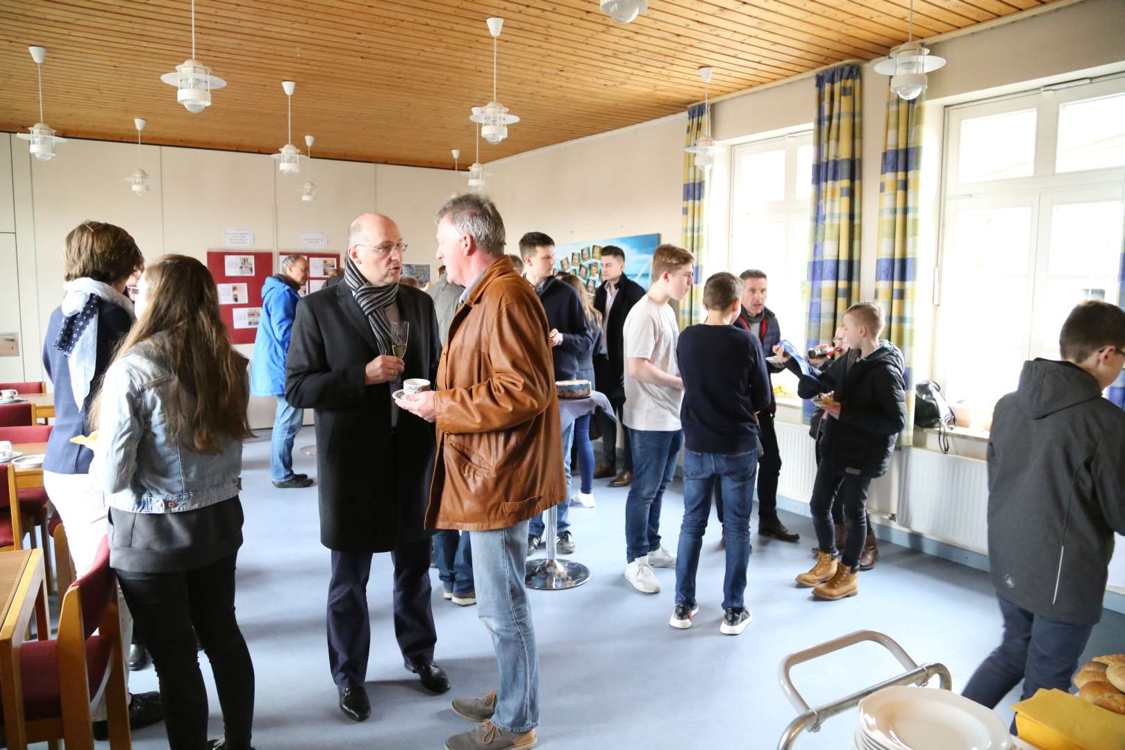 Impressionen von den Kirchenvorstandswahlen in Capellenhagen, Coppengrave, Duingen, Fölziehausen und Weenzen